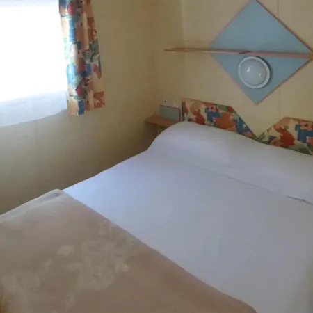 Cosy Mobile Home In Sorso With Garden Dom wakacyjny *
